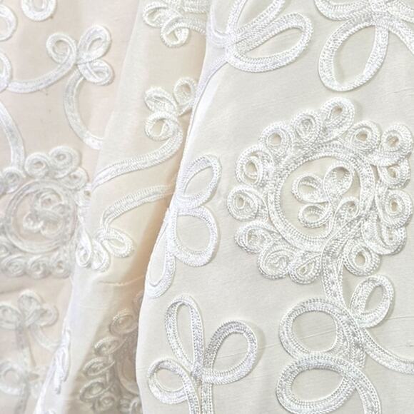 Neiman Marcus Women’s Jacket Romantic Parisian Evening Embroidered Silk Frog S - Picture 9 of 14